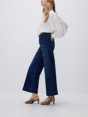 Jeansy damskie casual Reserved ze sklepu: Reserved w kategorii: Jeansy damskie - zdjęcie 74CCA4C-3C1-6972_720IH