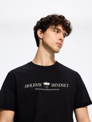 T-shirt męski w stylu młodzieżowym na wiosnę Reserved ze sklepu: Reserved w kategorii: T-shirty męskie - zdjęcie 74CCA4C-3C1-6972_753JM