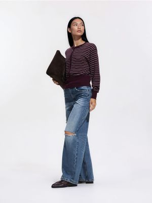 Sweter damski casualowy Reserved ze sklepu: Reserved w kategorii: Swetry damskie - zdjęcie 74CCA4C-3C1-6972_760KZ
