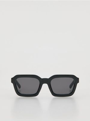 Okulary przeciwsłoneczne damskie Reserved ze sklepu: Reserved w kategorii: Okulary przeciwsłoneczne damskie - zdjęcie 74CCA4C-3C1-6972_762KD