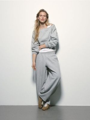 Bluza damska jesienna Reserved ze sklepu: Reserved w kategorii: Bluzy damskie - zdjęcie 74CCA4C-3C1-6972_801HS