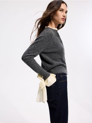 Sweter damski casualowy Reserved ze sklepu: Reserved w kategorii: Swetry damskie - zdjęcie 74CCA4C-3C1-6972_817ML