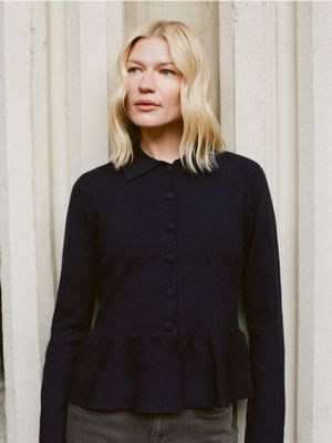 Sweter damski na zimę Reserved ze sklepu: Reserved w kategorii: Swetry damskie - zdjęcie 74CCA4C-3C1-6972_832IP