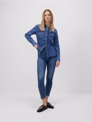 Jeansy damskie casual Reserved ze sklepu: Reserved w kategorii: Jeansy damskie - zdjęcie 74CCA4C-3C1-6972_8434B