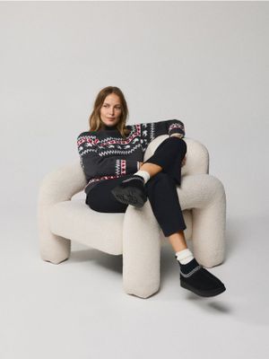 Sweter damski casualowy na zimę Reserved ze sklepu: Reserved w kategorii: Swetry damskie - zdjęcie 74CCA4C-3C1-6972_852KZ
