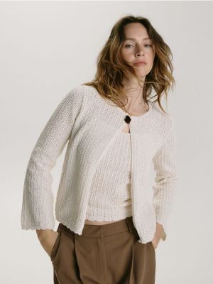 Sweter damski Reserved ze sklepu: Reserved w kategorii: Swetry damskie - zdjęcie 74CCA4C-3C1-6972_857IP