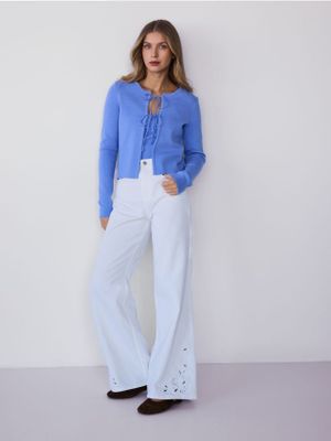 Sweter damski casual Reserved ze sklepu: Reserved w kategorii: Swetry damskie - zdjęcie 74CCA4C-3C1-6972_875JE