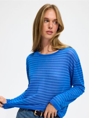 Sweter damski casual Reserved ze sklepu: Reserved w kategorii: Swetry damskie - zdjęcie 74CCA4C-3C1-6972_911OJ