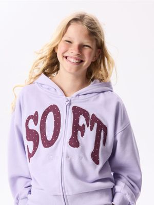 Bluza dziewczęca na wiosnę Reserved ze sklepu: Reserved w kategorii: Bluzy dziewczęce - zdjęcie 74CCA4C-3C1-6972_972KB