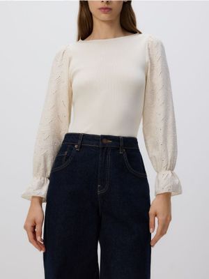 Sweter damski casual Reserved ze sklepu: Reserved w kategorii: Swetry damskie - zdjęcie 74CCA4C-3C1-6972_993EE