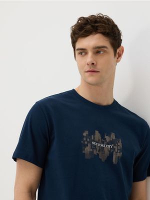 Reserved - T-shirt męski w stylu młodzieżowym ze sklepu: Reserved w kategorii: T-shirty męskie - zdjęcie 74CCA4C-3C1-6972_WC988