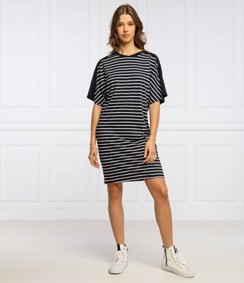Sukienka casual Superdry ze sklepu: Gomez Fashion Store w kategorii: Sukienki - zdjęcie 874714-BD9-10338_SD212W000032761
