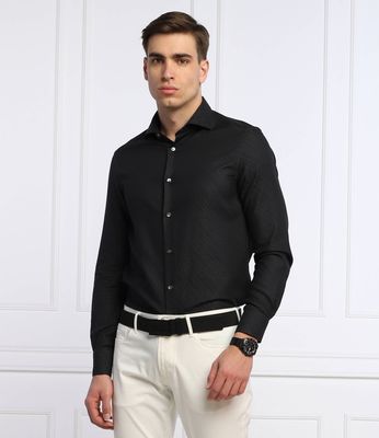 Koszula męska z klasycznym kołnierzykiem Emporio Armani ze sklepu: Gomez Fashion Store w kategorii: Koszule męskie - zdjęcie 874714-BD9-10338_EA222M000049G68