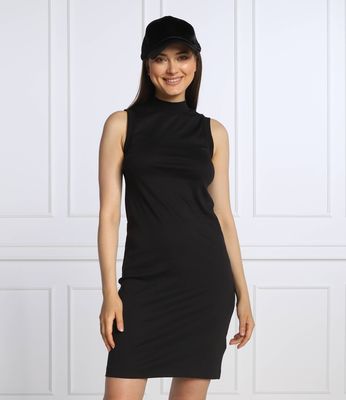 Sukienka dopasowana casual Calvin Klein ze sklepu: Gomez Fashion Store w kategorii: Sukienki - zdjęcie 874714-BD9-10338_CK222W000064A23