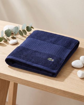 Ręcznik Lacoste HOME ze sklepu: Gomez Fashion Store w kategorii: Ręczniki - zdjęcie 874714-BD9-10338_LA222U000011792