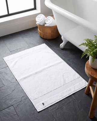 Dywanik łazienkowy Lacoste HOME ze sklepu: Gomez Fashion Store w kategorii: Dywaniki łazienkowe - zdjęcie 874714-BD9-10338_LA222U000008793