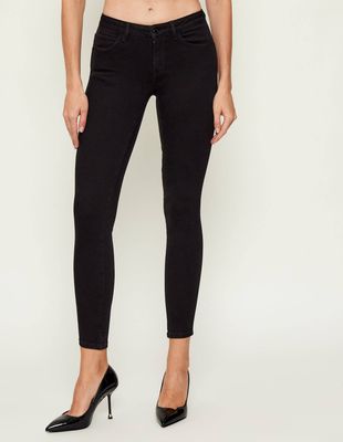 Jeansy damskie Guess ze sklepu: Gomez Fashion Store w kategorii: Jeansy damskie - zdjęcie 874714-BD9-10338_GJ225W000098K68