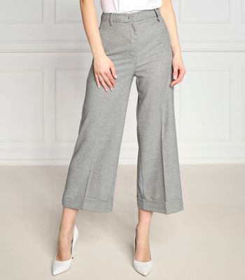 Liu Jo - Spodnie damskie ze sklepu: Gomez Fashion Store w kategorii: Spodnie damskie - zdjęcie 874714-BD9-10338_LC225W000199E34