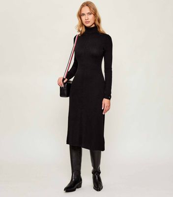 Sukienka Tommy Hilfiger ze sklepu: Gomez Fashion Store w kategorii: Sukienki - zdjęcie 874714-BD9-10338_TH225W000017D12