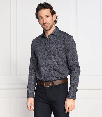 Koszula męska casual z klasycznym kołnierzykiem BOSS BLACK ze sklepu: Gomez Fashion Store w kategorii: Koszule męskie - zdjęcie 874714-BD9-10338_BB231M000167405