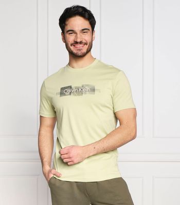 T-shirt męski wiosenny Calvin Klein ze sklepu: Gomez Fashion Store w kategorii: T-shirty męskie - zdjęcie 874714-BD9-10338_CK231M000029340