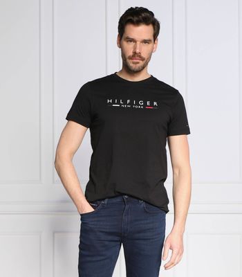 T-shirt męski w stylu młodzieżowym Tommy Hilfiger ze sklepu: Gomez Fashion Store w kategorii: T-shirty męskie - zdjęcie 874714-BD9-10338_TH231M000070D12