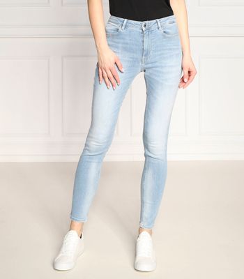 Jeansy damskie na wiosnę casual Guess ze sklepu: Gomez Fashion Store w kategorii: Jeansy damskie - zdjęcie 874714-BD9-10338_GJ231W000009M29