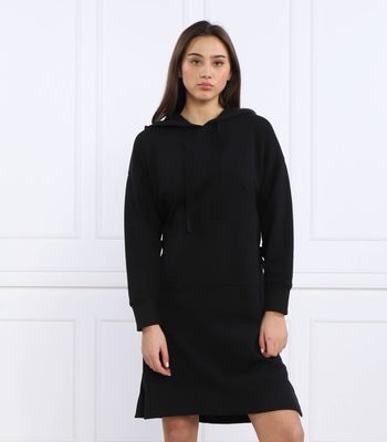 Sukienka prosta Red Valentino ze sklepu: Gomez Fashion Store w kategorii: Sukienki - zdjęcie 874714-BD9-10338_RV231W000008014