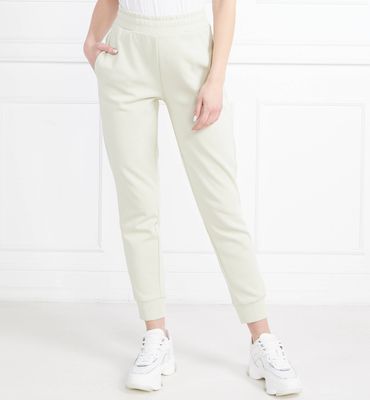 Spodnie damskie sportowe Calvin Klein ze sklepu: Gomez Fashion Store w kategorii: Spodnie damskie - zdjęcie 874714-BD9-10338_CK232W000024369