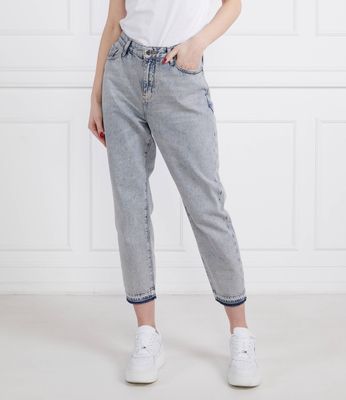 Jeansy damskie casualowe Armani Exchange ze sklepu: Gomez Fashion Store w kategorii: Jeansy damskie - zdjęcie 874714-BD9-10338_AX232W000063150
