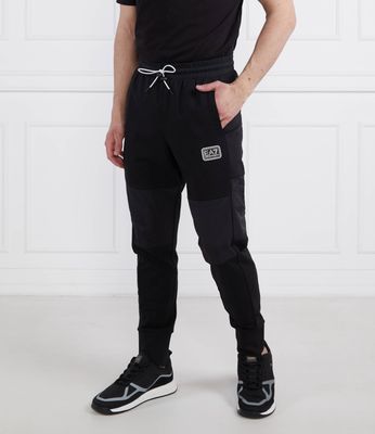 Spodnie męskie w sportowym stylu EA7 ze sklepu: Gomez Fashion Store w kategorii: Spodnie męskie - zdjęcie 874714-BD9-10338_E7232M000060012