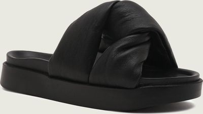 Klapki damskie na lato INUIKII ze sklepu: Gomez Fashion Store w kategorii: Klapki damskie - zdjęcie 874714-BD9-10338_IN232W000007002