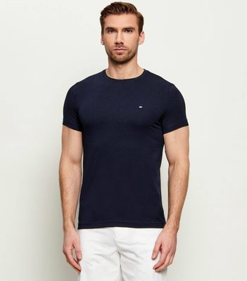 T-shirt męski casual Tommy Hilfiger ze sklepu: Gomez Fashion Store w kategorii: T-shirty męskie - zdjęcie 874714-BD9-10338_TH232M000250F23