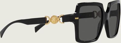 Okulary przeciwsłoneczne damskie na lato Versace ze sklepu: Gomez Fashion Store w kategorii: Okulary przeciwsłoneczne damskie - zdjęcie 874714-BD9-10338_VE232W000004918