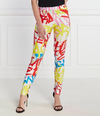 Spodnie damskie sportowe Chiara Ferragni ze sklepu: Gomez Fashion Store w kategorii: Spodnie damskie - zdjęcie 874714-BD9-10338_CF235W000023982