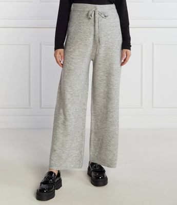 Liu Jo Rose - Spodnie damskie na wiosnę ze sklepu: Gomez Fashion Store w kategorii: Spodnie damskie - zdjęcie 874714-BD9-10338_LO235W000003047