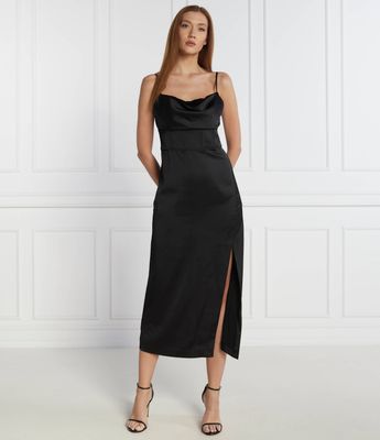 Sukienka dopasowana casual Guess ze sklepu: Gomez Fashion Store w kategorii: Sukienki - zdjęcie 874714-BD9-10338_GJ235W000035058