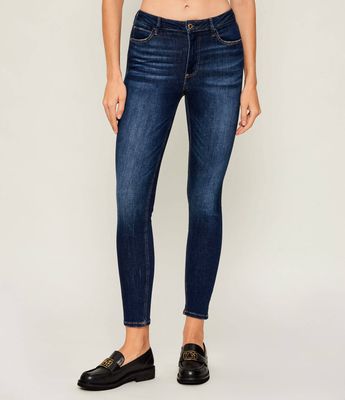 Jeansy damskie Guess ze sklepu: Gomez Fashion Store w kategorii: Jeansy damskie - zdjęcie 874714-BD9-10338_GJ235W000097M40