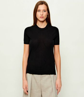Sweter damski BOSS BLACK ze sklepu: Gomez Fashion Store w kategorii: Swetry damskie - zdjęcie 874714-BD9-10338_BB241W000003001