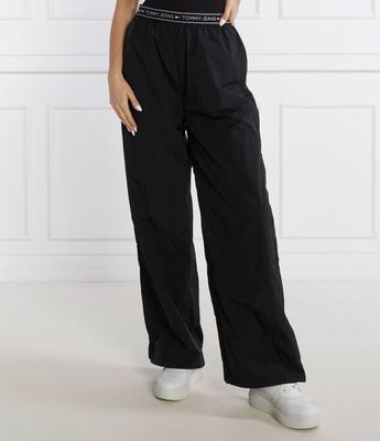 Spodnie damskie jesienne Tommy Jeans ze sklepu: Gomez Fashion Store w kategorii: Spodnie damskie - zdjęcie 874714-BD9-10338_TM241W000053D44