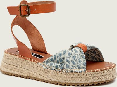 Sandały damskie na lato Pepe Jeans London ze sklepu: Gomez Fashion Store w kategorii: Sandały damskie - zdjęcie 874714-BD9-10338_PJ242W000016010