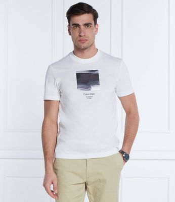 T-shirt męski na wiosnę Calvin Klein ze sklepu: Gomez Fashion Store w kategorii: T-shirty męskie - zdjęcie 874714-BD9-10338_CK242M000060257