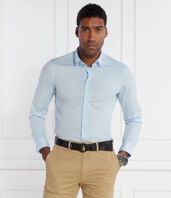 Koszula męska na wiosnę z klasycznym kołnierzykiem Calvin Klein ze sklepu: Gomez Fashion Store w kategorii: Koszule męskie - zdjęcie 874714-BD9-10338_CK242M000077B11