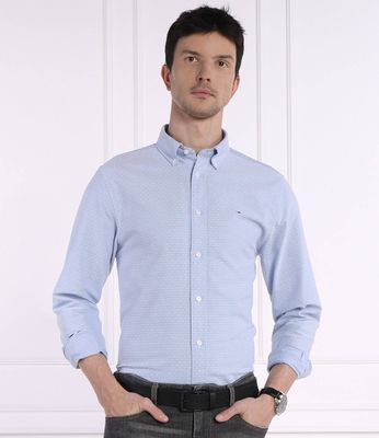 Koszula męska na wiosnę Tommy Hilfiger ze sklepu: Gomez Fashion Store w kategorii: Koszule męskie - zdjęcie 874714-BD9-10338_TH242M000193852
