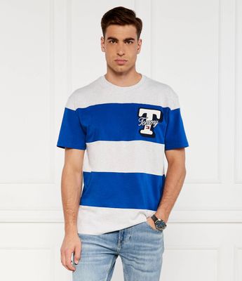 T-shirt męski na wiosnę w stylu młodzieżowym Tommy Jeans ze sklepu: Gomez Fashion Store w kategorii: T-shirty męskie - zdjęcie 874714-BD9-10338_TM242M000062190