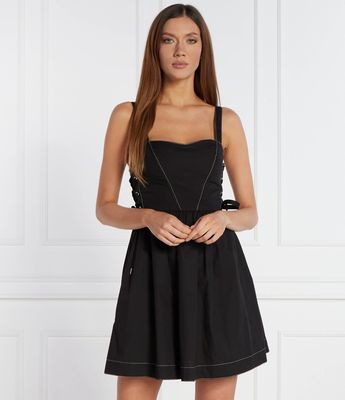 Sukienka casual Pinko ze sklepu: Gomez Fashion Store w kategorii: Sukienki - zdjęcie 874714-BD9-10338_PI242W000062099