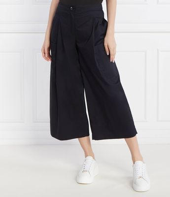 Spodnie damskie Marc Cain ze sklepu: Gomez Fashion Store w kategorii: Spodnie damskie - zdjęcie 874714-BD9-10338_CR242W000046395