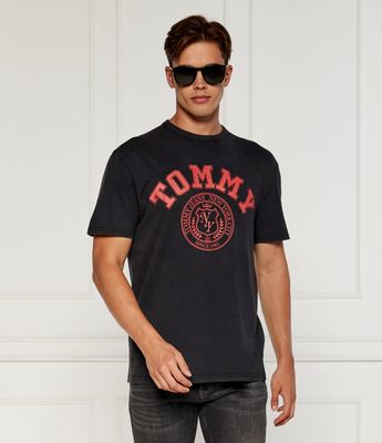 T-shirt męski na wiosnę Tommy Jeans ze sklepu: Gomez Fashion Store w kategorii: T-shirty męskie - zdjęcie 874714-BD9-10338_TM244M000033D44