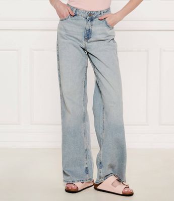 Guess Jeans - Jeansy damskie ze sklepu: Gomez Fashion Store w kategorii: Jeansy damskie - zdjęcie 874714-BD9-10338_GE245W000001Q92
