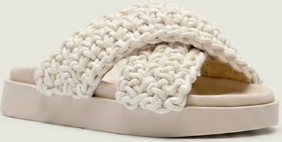 Klapki damskie letnie INUIKII ze sklepu: Gomez Fashion Store w kategorii: Klapki damskie - zdjęcie 874714-BD9-10338_IN242W000018009